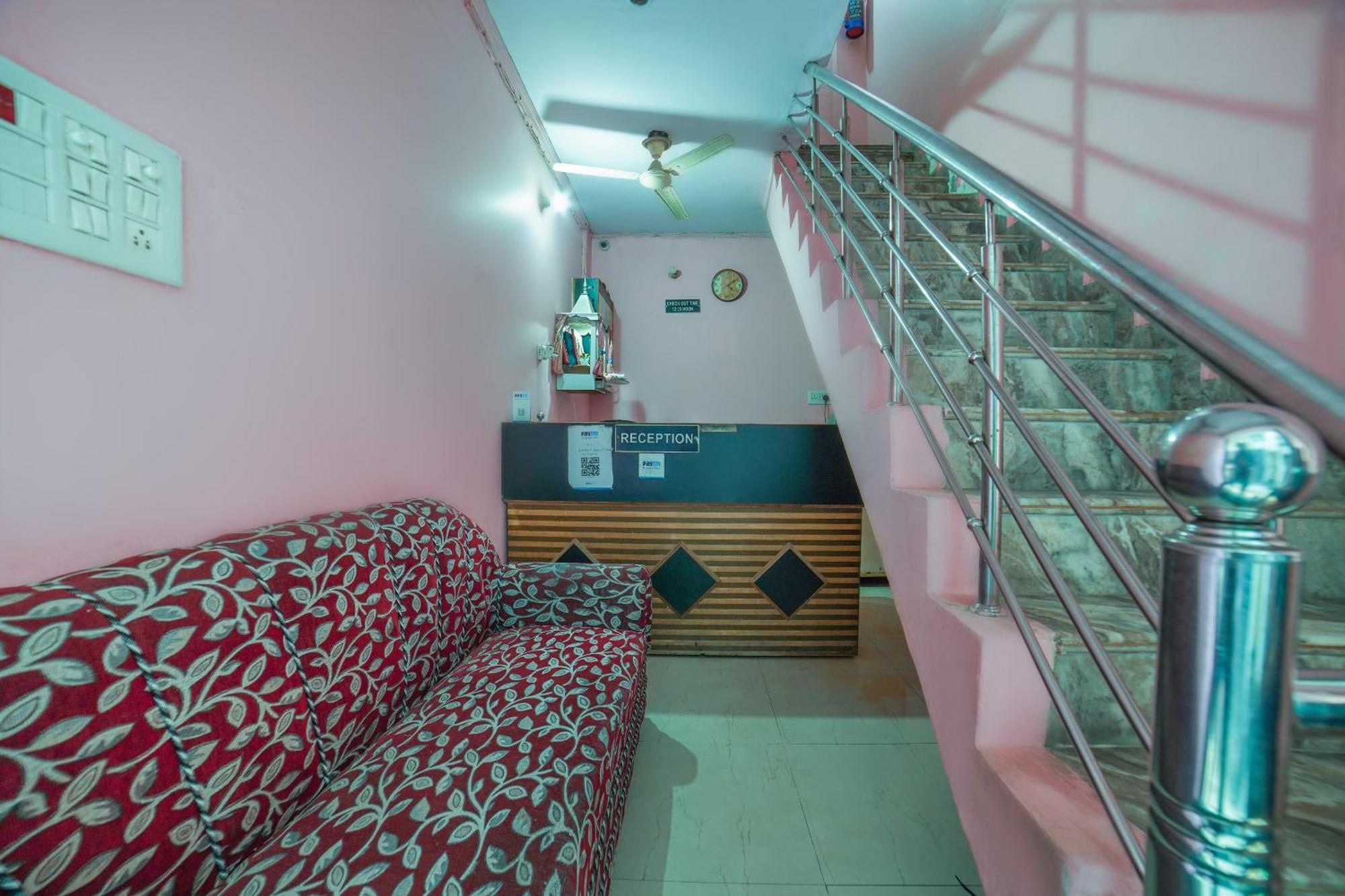 Spot On Komfort Guest House Rudrapur Zewnętrze zdjęcie