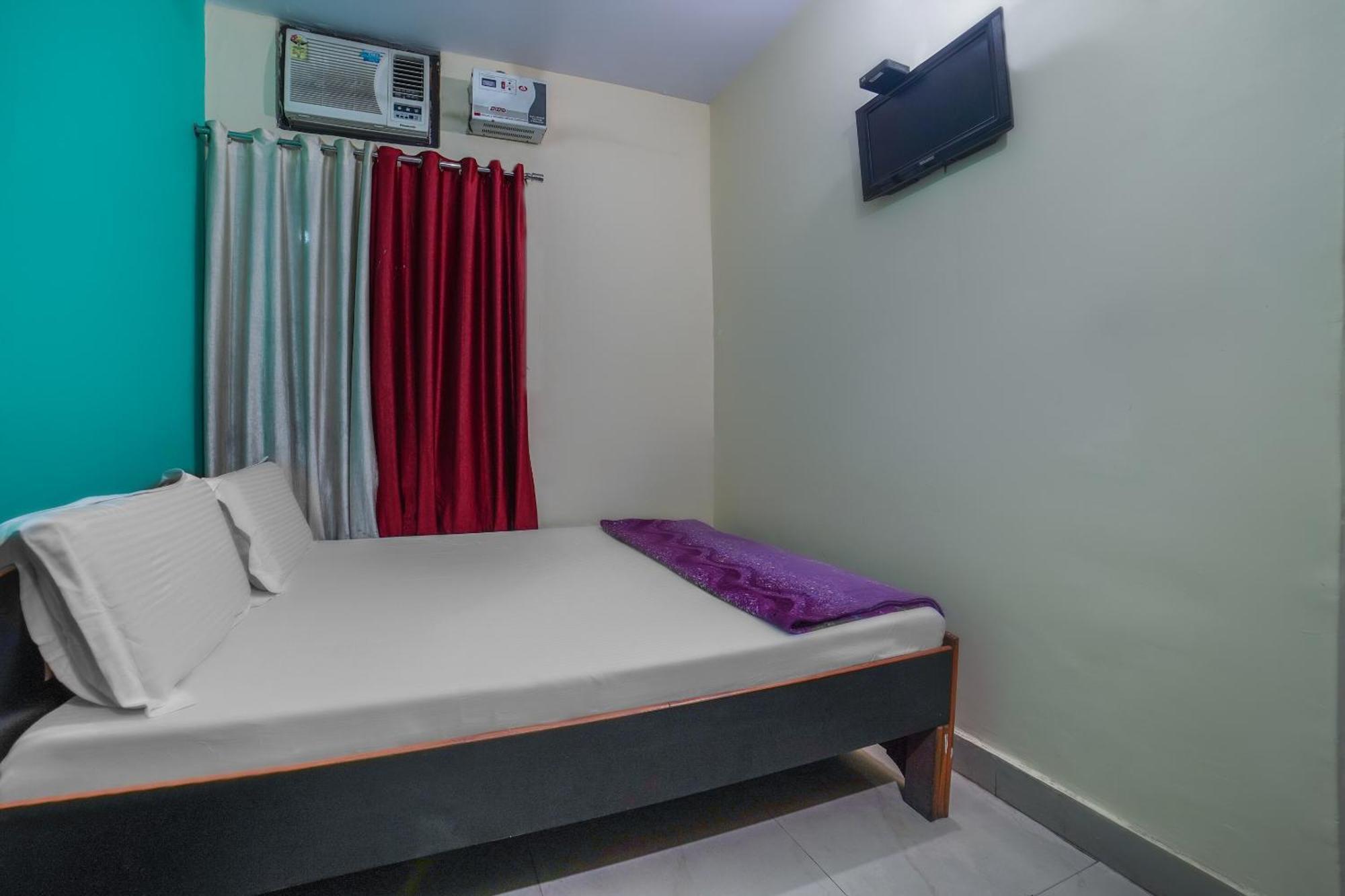 Spot On Komfort Guest House Rudrapur Zewnętrze zdjęcie