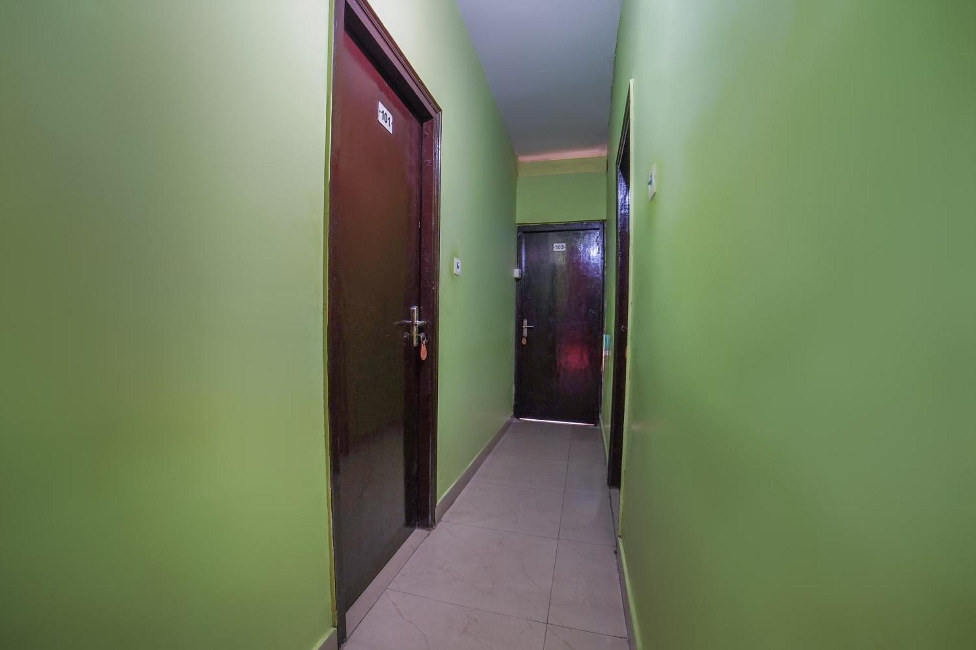 Spot On Komfort Guest House Rudrapur Zewnętrze zdjęcie