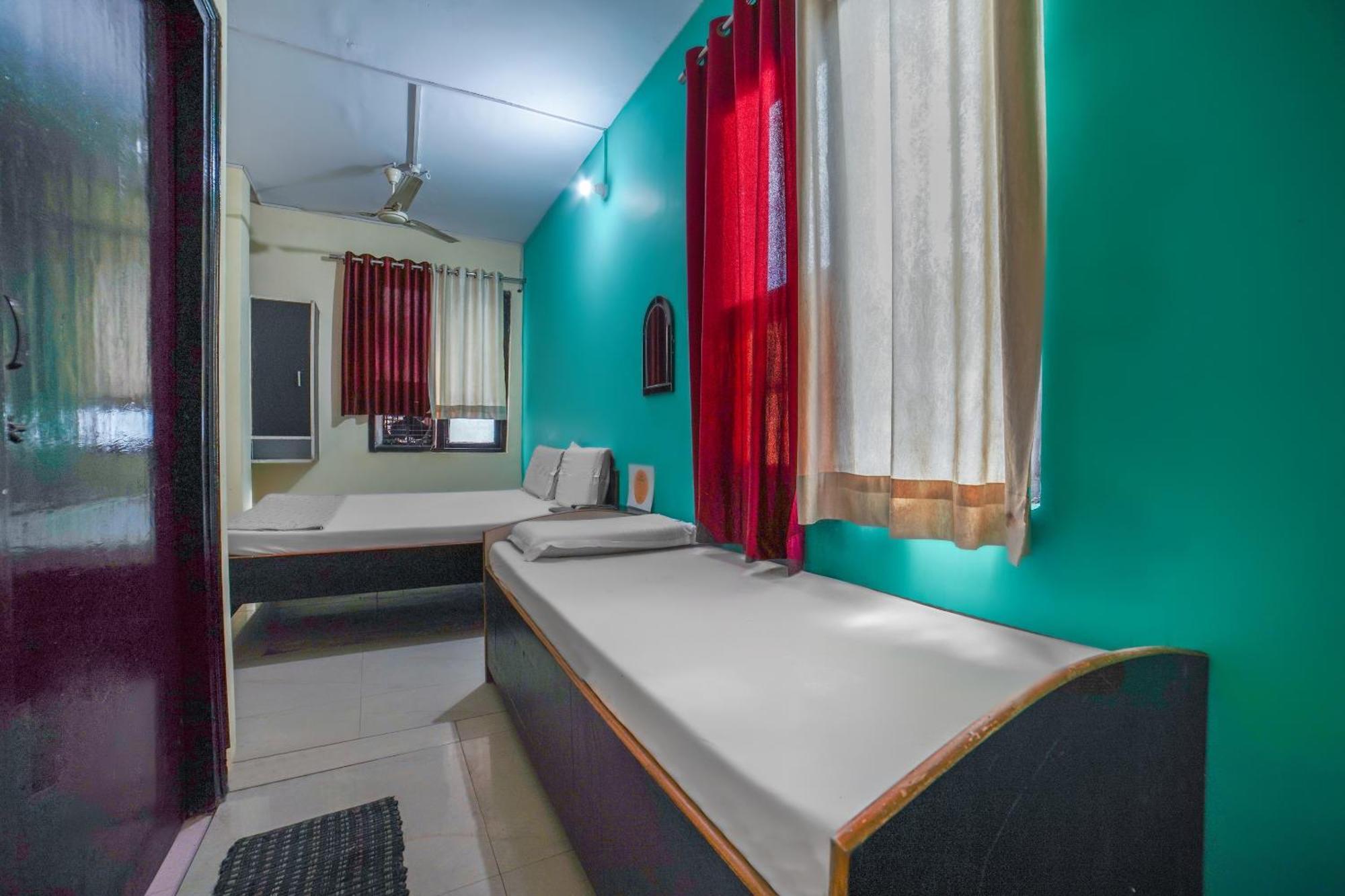 Spot On Komfort Guest House Rudrapur Zewnętrze zdjęcie